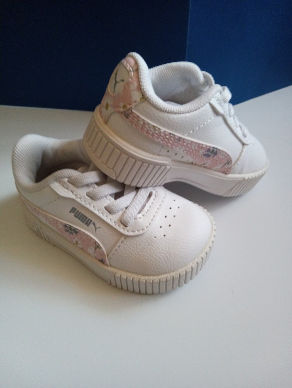 NEW Puma Shoes White with pink floral detail Size 4C